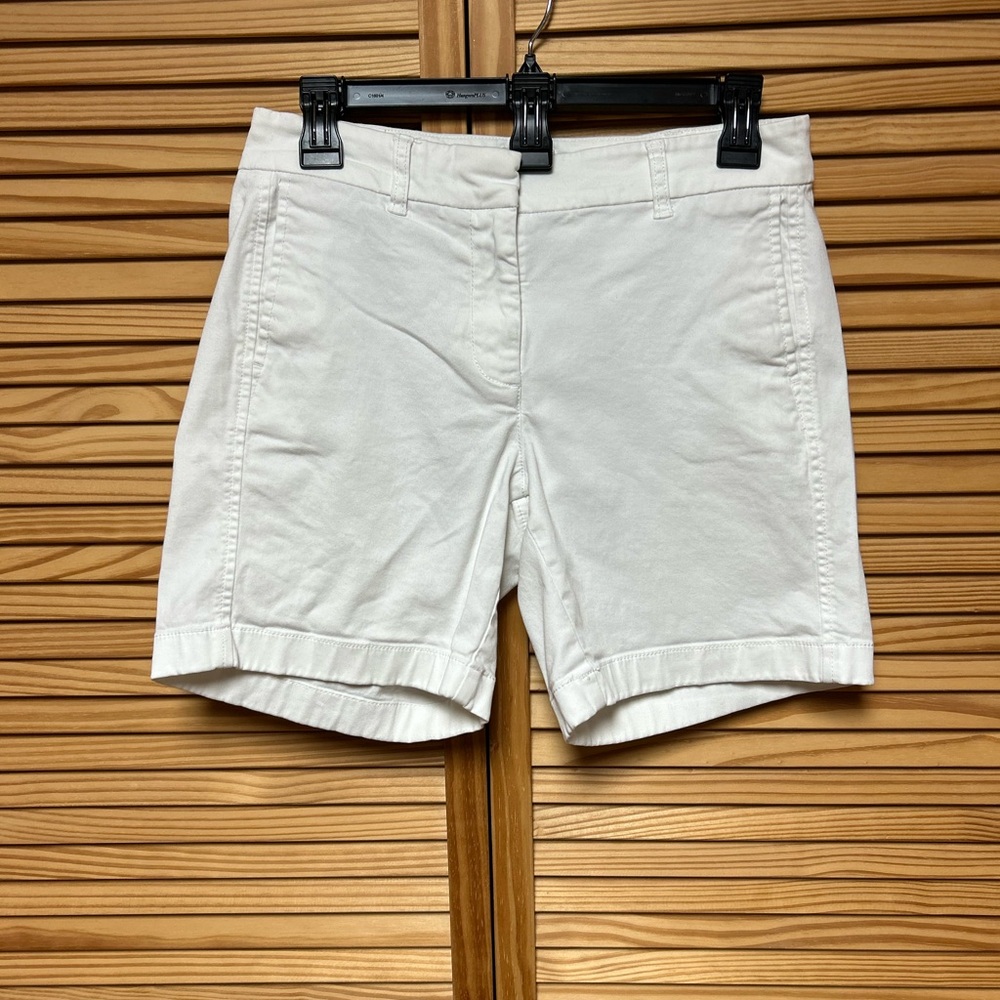 Ladies J Crew white denim shorts size 2 flat front cotton blend beach picnic